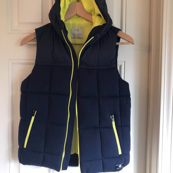 Boys' puffer vest - Picture 7 of 11